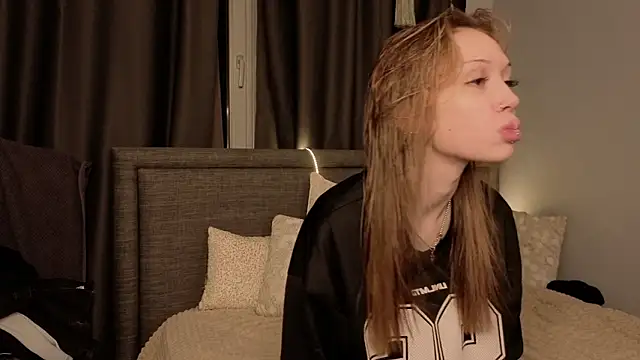 CarmenScott online show from 03-01-26, 08:33