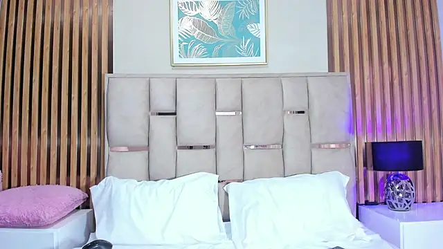 emma evanss   online show from 02-25-26, 12:04