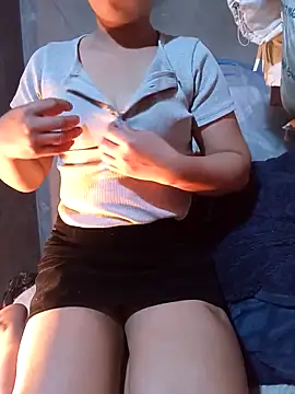 Snapshot of Slutty_18 chatting on 02-09-26, 07:34 Slutty 18 online show from 02-09-26, 07:34