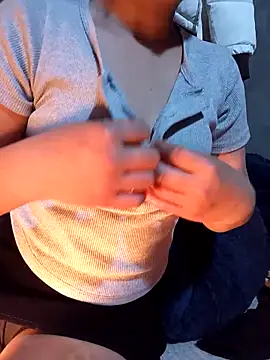 Snapshot of Slutty_18 chatting on 02-10-26, 02:48 Slutty 18 online show from 02-10-26, 02:48