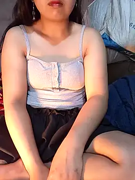 Snapshot of Slutty_18 chatting on 03-01-26, 09:50 Slutty 18 online show from 03-01-26, 09:50