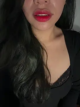 QuynhAnh 2k1 online show from 02-19-26, 09:44