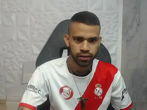 Snapshot of chacorta_ chatting on 02-10-26, 01:04 chacorta online show from 02-10-26, 01:04