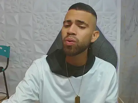 Snapshot of chacorta_ chatting on 02-21-26, 01:01 chacorta online show from 02-21-26, 01:01