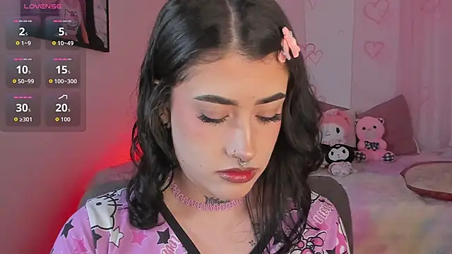 Snapshot of Tamara_uwu chatting on 02-20-26, 10:32 Tamara uwu online show from 02-20-26, 10:32