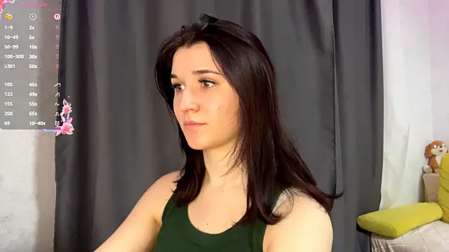 Snapshot of elaravoss chatting on 02-14-26, 02:36 elaravoss online show from 02-14-26, 02:36