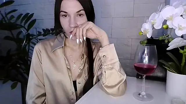 Snapshot of JuliaLovely chatting on 02-08-26, 03:26 JuliaLovely online show from 02-08-26, 03:26