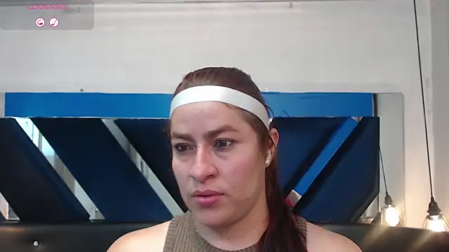 Snapshot of Alison-mar chatting on 06-15-26, 08:00 Alison-mar online show from 06-15-26, 08:00