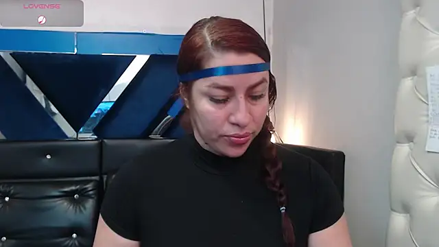 Snapshot of Alison-mar chatting on 07-18-26, 07:39 Alison-mar online show from 07-18-26, 07:39
