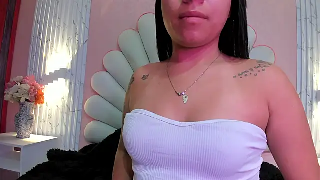 Snapshot of Kateemos chatting on 02-07-26, 01:15 Kateemos online show from 02-07-26, 01:15