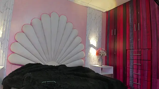 Snapshot of Kateemos chatting on 02-10-26, 01:15 Kateemos online show from 02-10-26, 01:15