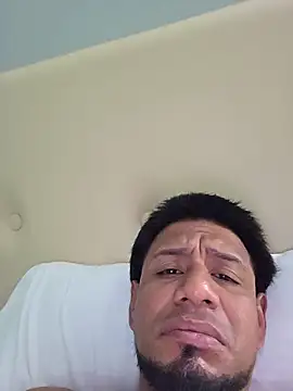 Latino1985hollywood online show from 06-16-26, 06:43