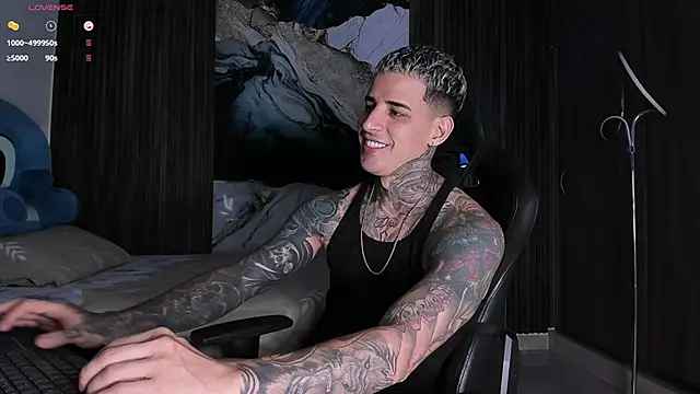 trisstann  online show from 02-25-26, 11:25