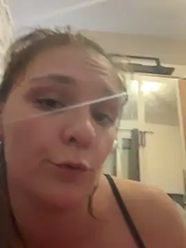 Snapshot of Ninafrisson chatting on 02-04-26, 10:04 Ninafrisson online show from 02-04-26, 10:04