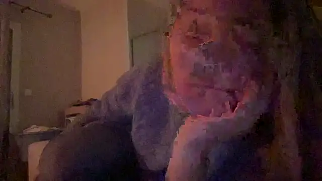 Snapshot of Ninafrisson chatting on 02-10-26, 09:30 Ninafrisson online show from 02-10-26, 09:30