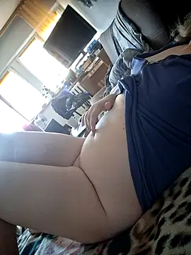 Snapshot of VitniKis chatting on 03-01-26, 10:17 VitniKis online show from 03-01-26, 10:17