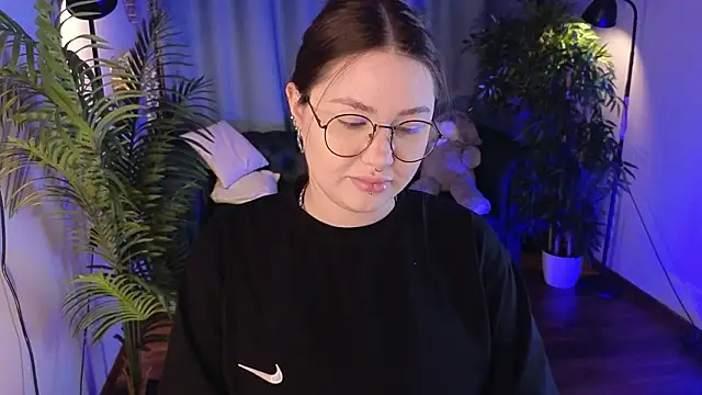 Snapshot of vanessaparadiza chatting on 02-12-26, 01:50 vanessaparadiza online show from 02-12-26, 01:50