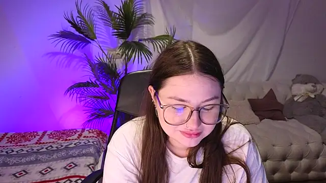 Snapshot of vanessaparadiza chatting on 06-17-26, 12:50 vanessaparadiza online show from 06-17-26, 12:50