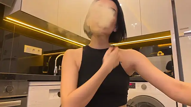 Snapshot of BlackFox_V chatting on 02-06-26, 10:24 BlackFox V online show from 02-06-26, 10:24