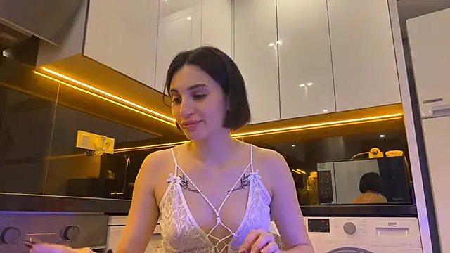 Snapshot of BlackFox_V chatting on 02-13-26, 05:09 BlackFox V online show from 02-13-26, 05:09