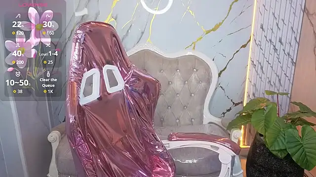 Snapshot of Abby1_b_ chatting on 02-19-26, 08:27 Abby1 b online show from 02-19-26, 08:27