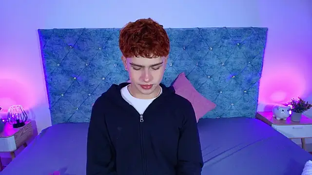 Snapshot of ryan_onFire chatting on 02-05-26, 11:15 ryan onFire online show from 02-05-26, 11:15