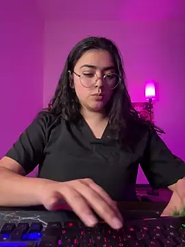 Snapshot of Ales_Kitten_Live chatting on 02-19-26, 09:22 Ales Kitten Live online show from 02-19-26, 09:22