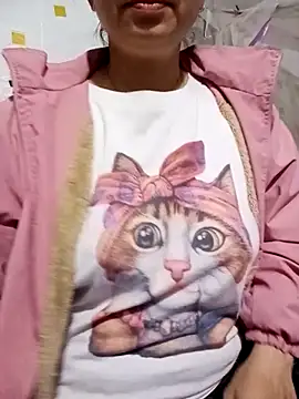 Snapshot of Arica_sexy001 chatting on 02-10-26, 01:43 Arica sexy001 online show from 02-10-26, 01:43