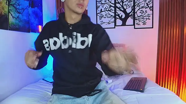 Snapshot of David_Banks_ chatting on 02-07-26, 12:31 David Banks online show from 02-07-26, 12:31