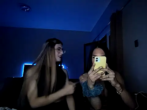 Snapshot of stefita01010 chatting on 02-14-26, 05:15 stefita01010 online show from 02-14-26, 05:15