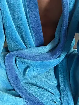 Snapshot of Netflixundcock chatting on 02-17-26, 09:39 Netflixundcock online show from 02-17-26, 09:39