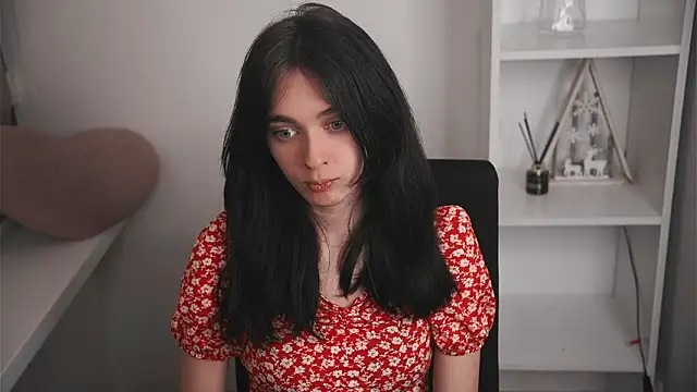 GinnyKittle online show from 02-12-26, 06:25