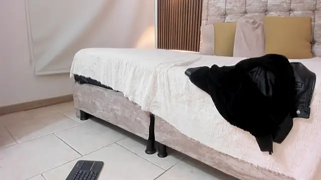 Lia Nova online show from 02-22-26, 01:18