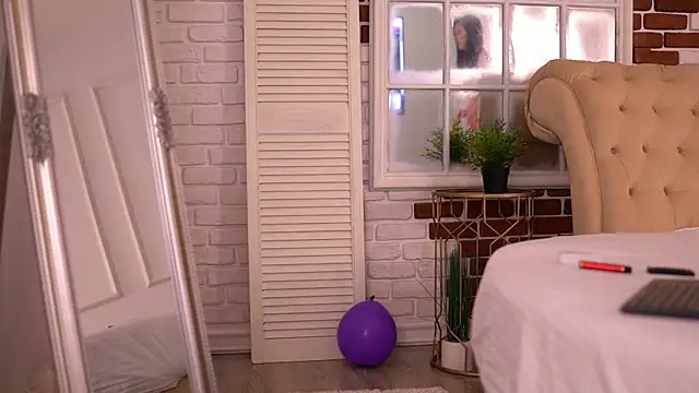 Snapshot of CindyCruse chatting on 02-19-26, 06:20 CindyCruse online show from 02-19-26, 06:20