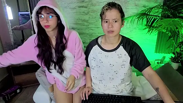 suggar angel online show from 03-12-26, 12:00