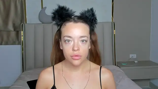 stellaa quenn online show from 02-11-26, 12:15