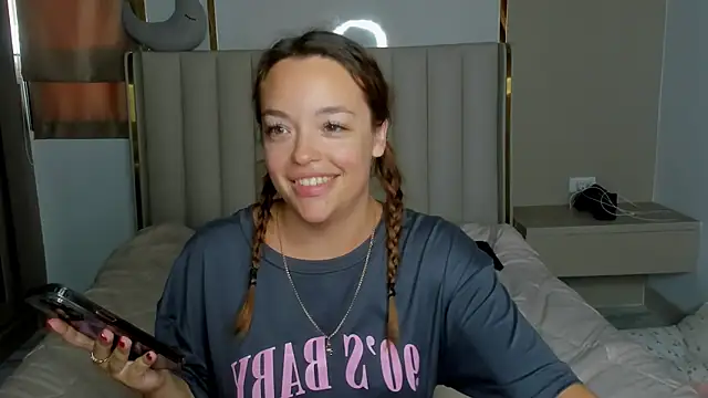 stellaa quenn online show from 04-09-26, 06:19