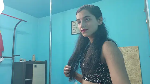 SoniaMoonnnnn online show from 06-19-26, 05:50