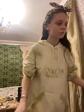 Snapshot of Sierra_Driver chatting on 02-10-26, 05:50 Sierra Driver online show from 02-10-26, 05:50