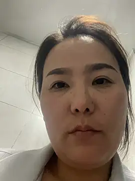 Snapshot of Youyou_12 chatting on 02-01-26, 12:59 Youyou 12 online show from 02-01-26, 12:59