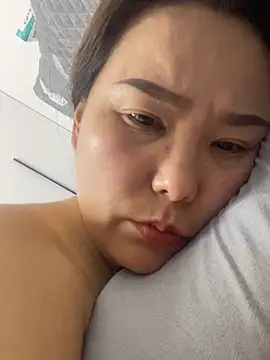 Snapshot of Youyou_12 chatting on 02-07-26, 03:05 Youyou 12 online show from 02-07-26, 03:05