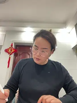 Youyou 12 online show from 03-21-26, 10:31