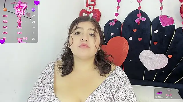 Snapshot of dahlialee chatting on 02-16-26, 12:12 dahlialee online show from 02-16-26, 12:12