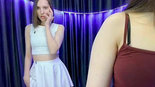 Snapshot of GloriaWalkerJr chatting on 03-02-26, 03:30 GloriaWalkerJr online show from 03-02-26, 03:30