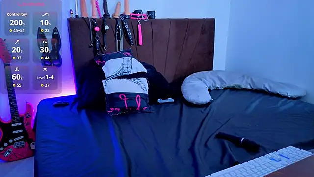 Iam kimh online show from 03-31-26, 05:13