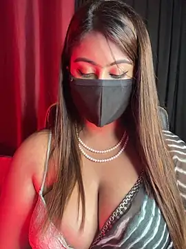 queen-panda online show from 04-15-26, 05:31