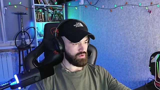 Snapshot of _Mostly_ chatting on 02-24-26, 10:19 Mostly online show from 02-24-26, 10:19