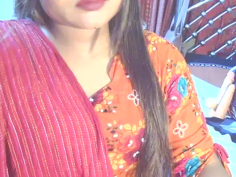 Nusrat Faria online show from 05-14-26, 07:31