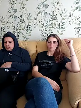 laparejaideal08 online show from 04-11-26, 03:49