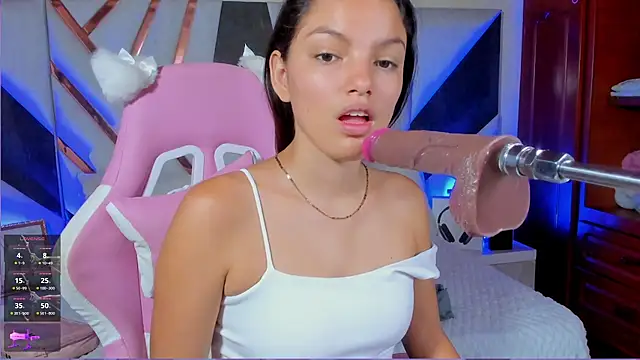 Snapshot of isa_kolins chatting on 03-01-26, 12:51 isa kolins online show from 03-01-26, 12:51